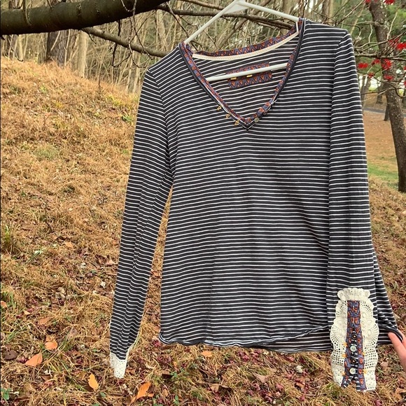 Anthropologie, Little yellow button, shirt, Small - Picture 3 of 8